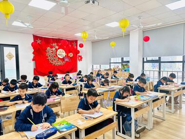 CUỘC THI VIẾT CHỮ ĐẸP CẤP TRƯỜNG - GÌN GIỮ TINH HOA – RÈN TÍNH TỈ MỈ.